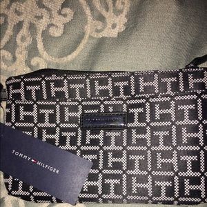 Tommy Hilfiger wristlet